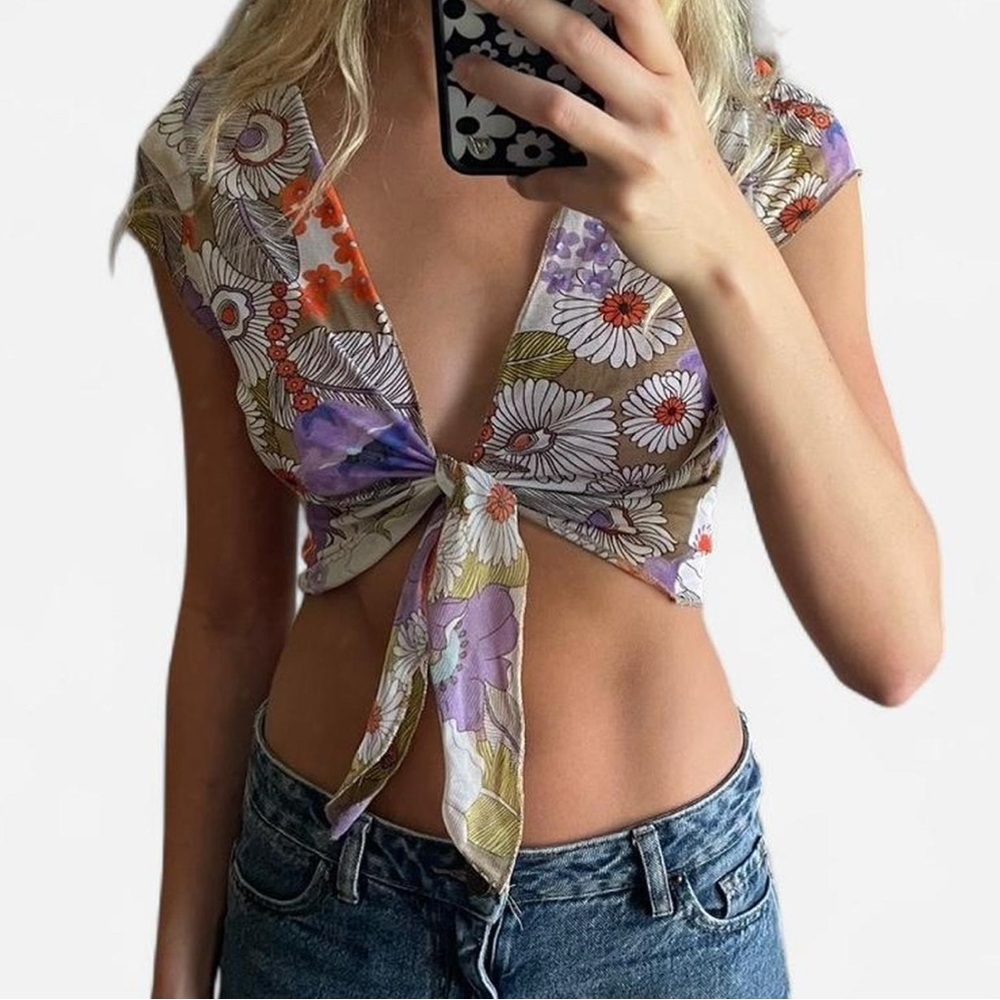Floral Tie-Front Crop Top